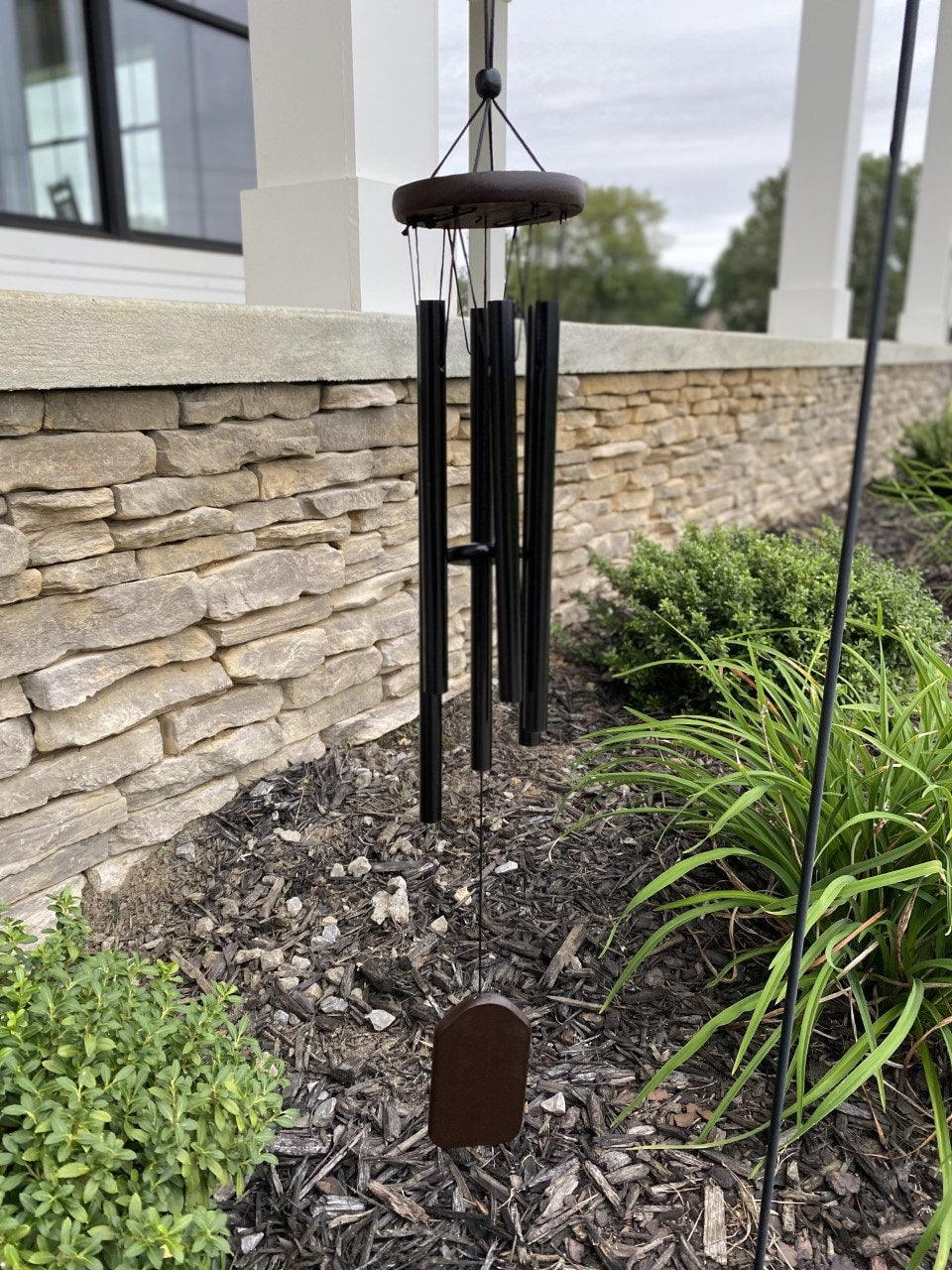 Wind Chimes | Pet Memorial Wind Chimes | Black Wind Chimes | Pet Loss Gift | Hear The Wind And Think Of Me | Custom Pet Memorial | Dog Loss