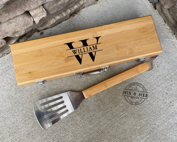 Custom Father's Day Grill Set | Father's Day Gifts | Grilling and Tools | Personalized Gifts For Him | Best Flippin Dad | Grandfather Gift